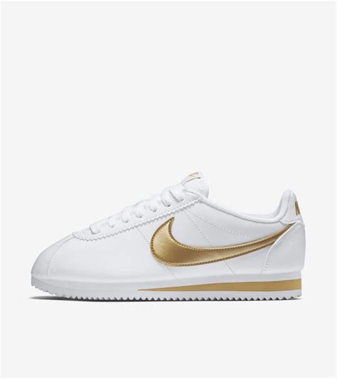 nike classic cortez damen weiß|Women's Nike Classic Cortez 'White & Metallic Gold'.